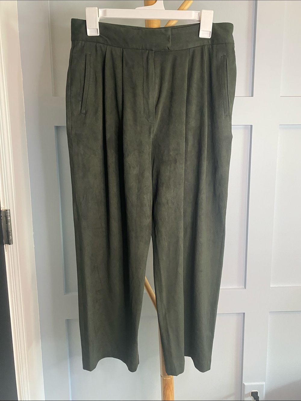 Green Mango Suede-Like Women’s Pants